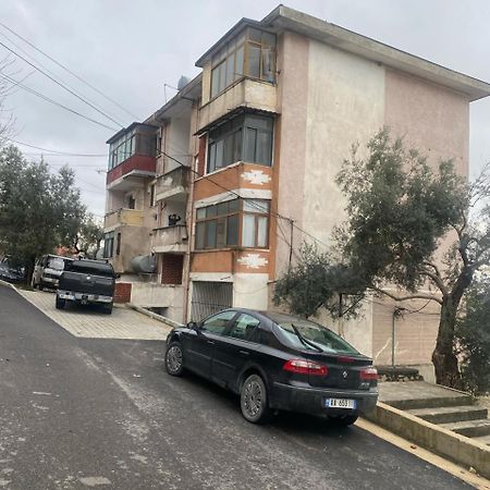 Appartamento Kruje Meca Bagian luar foto